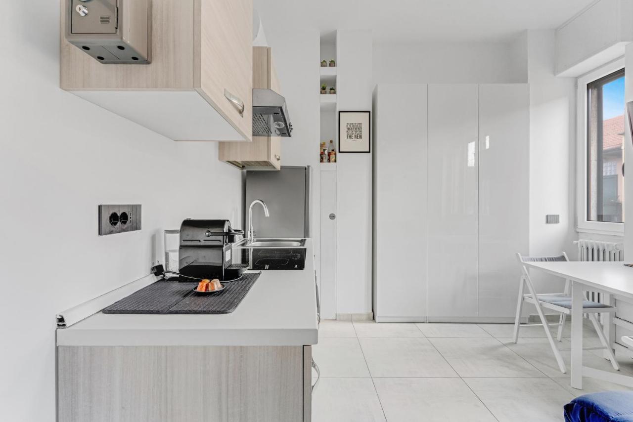 Metro M1 - Smart Home, Fast Free Wifi & Netflix Милано Екстериор снимка