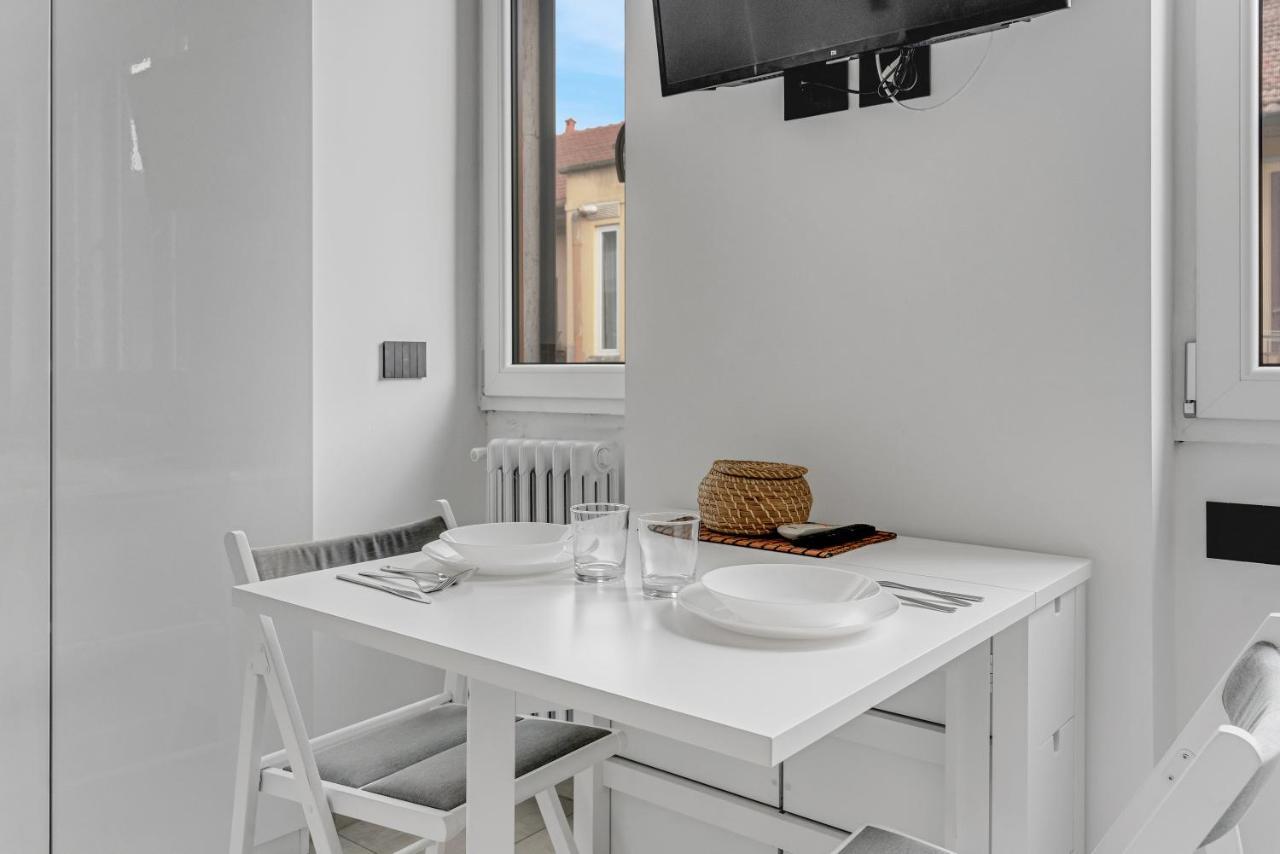 Metro M1 - Smart Home, Fast Free Wifi & Netflix Милано Екстериор снимка