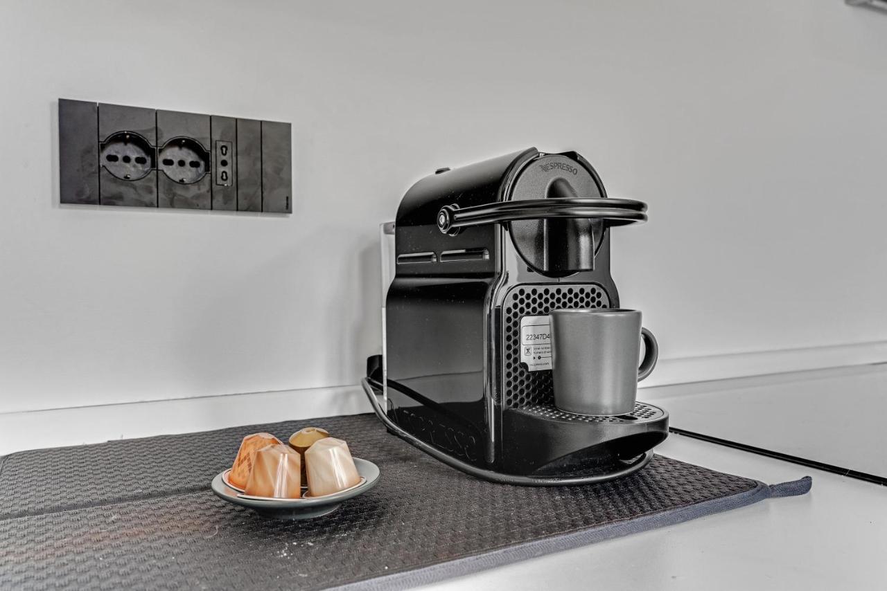 Metro M1 - Smart Home, Fast Free Wifi & Netflix Милано Екстериор снимка